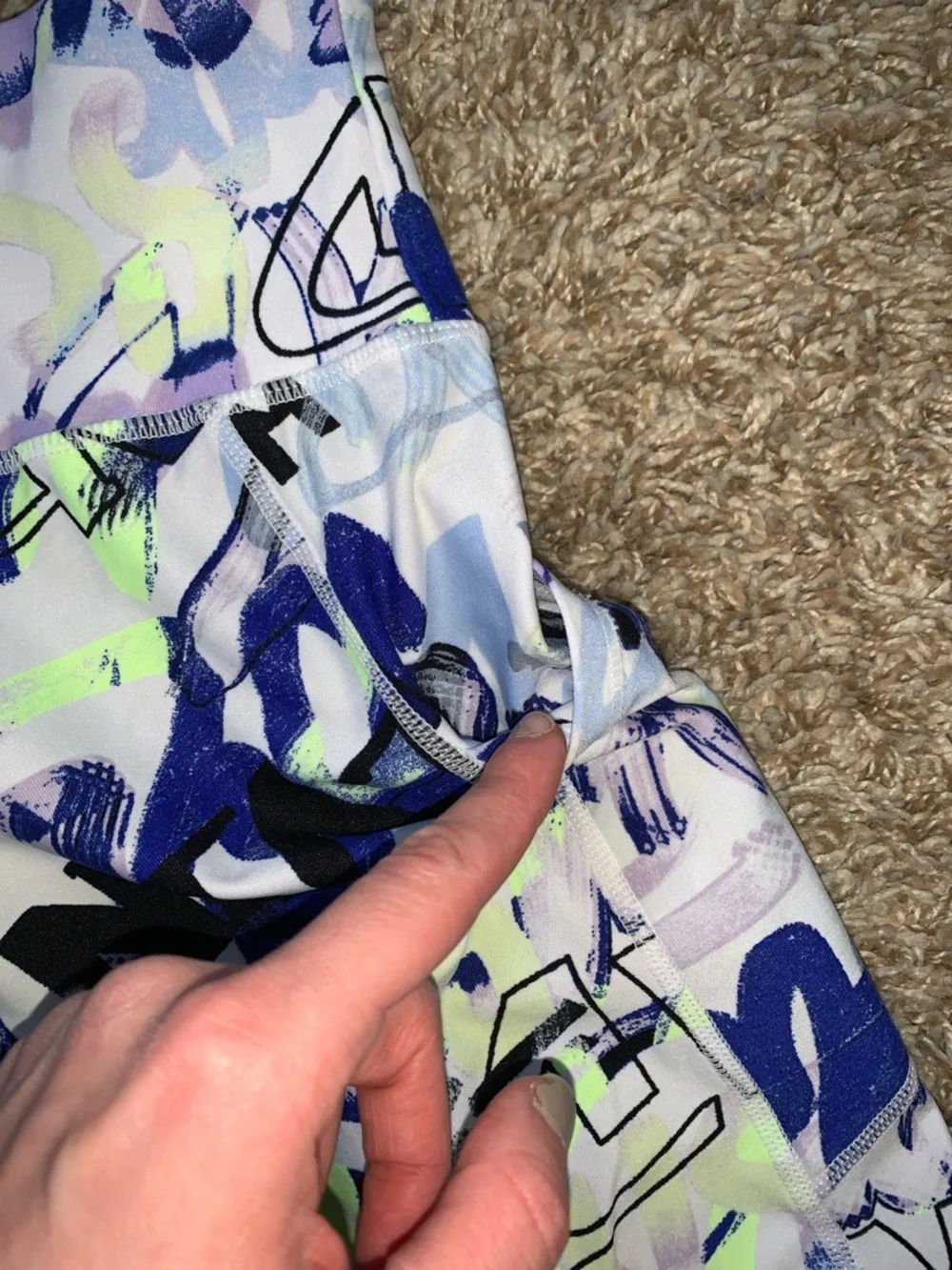 Calvin Klein Women’s Graffiti Fashion Printed Long Athletic Biker Shorts Small - Picture 8 of 8